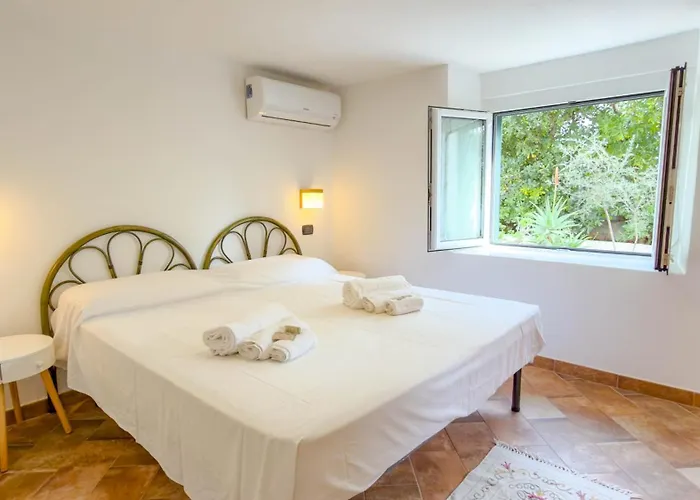 Casa Carma - Relax & Comfort A Apartment Cala Gonone